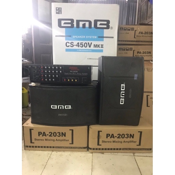 Bộ karaoke gồm amply 8 sò nguồn to và đôi loa 450 bass 25 từ kép và tép từ kép