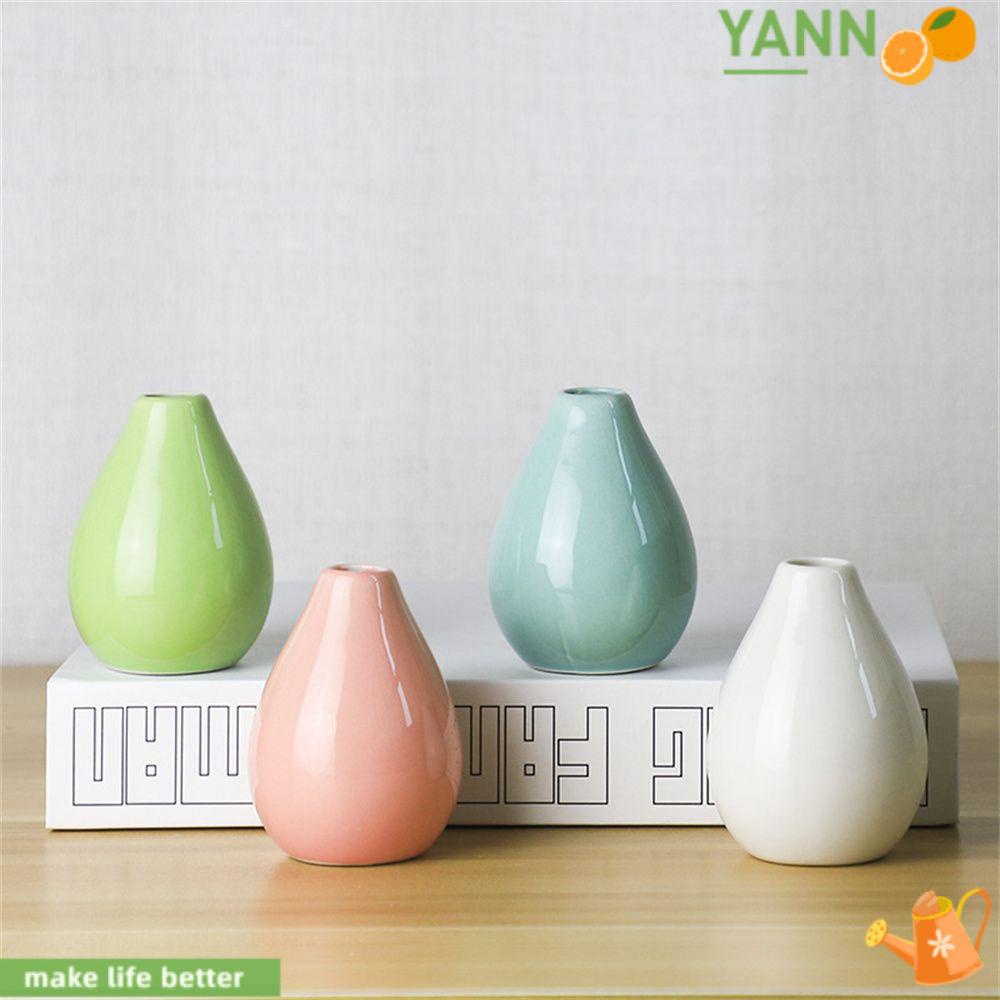 1 Bình Hoa Sứ Mini Thiết Kế Độc Đáo Dùng Trang Trí Nhà Cửa