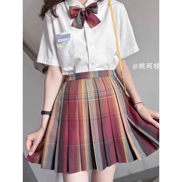 YAS0256-Chân váy xếp ly JK lá phong đỏ