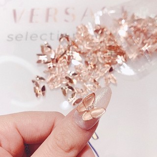 Charm bướm đá đính móng Hàn Quốc Cao Cấp