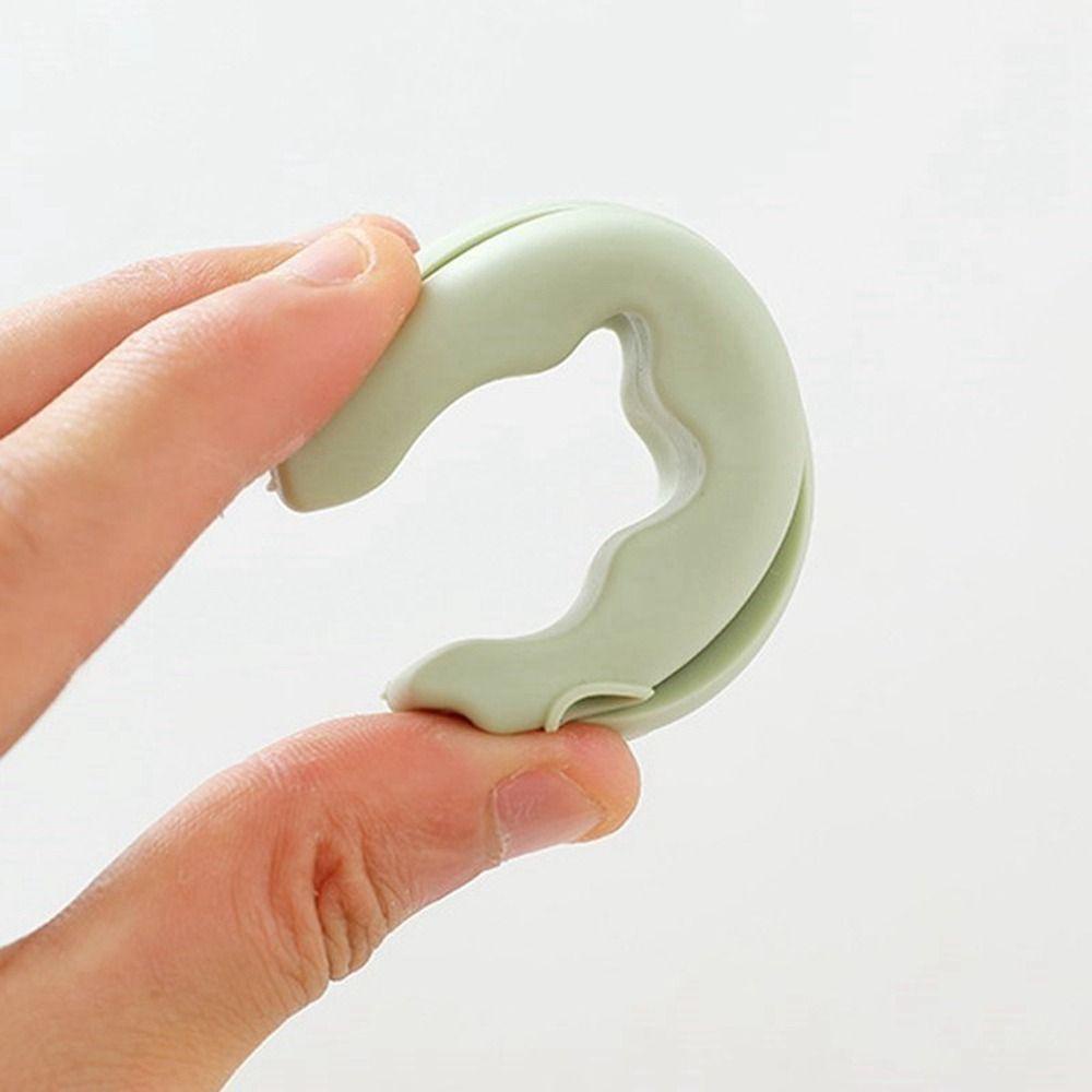 1 Kẹp Giữ Túi Nilon Tiện Lợi Màu Sắc Ngọt Ngào Chất Lượng Cao