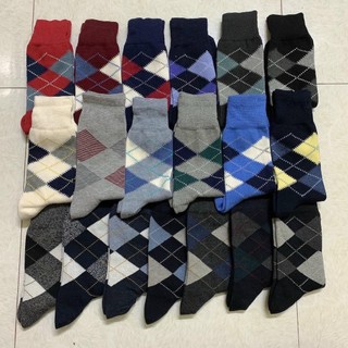 Set 10 đôi tất uni. qlo ô trám cao cổ