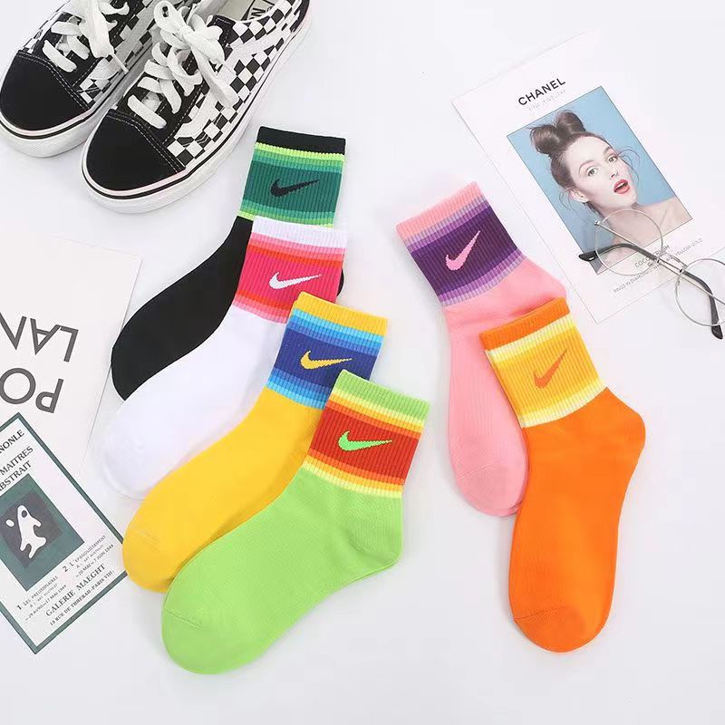Đôi Vớ Thể Thao Chất Liệu Cotton Thoáng Khí Nhiều Màu Sắc Thời Trang
