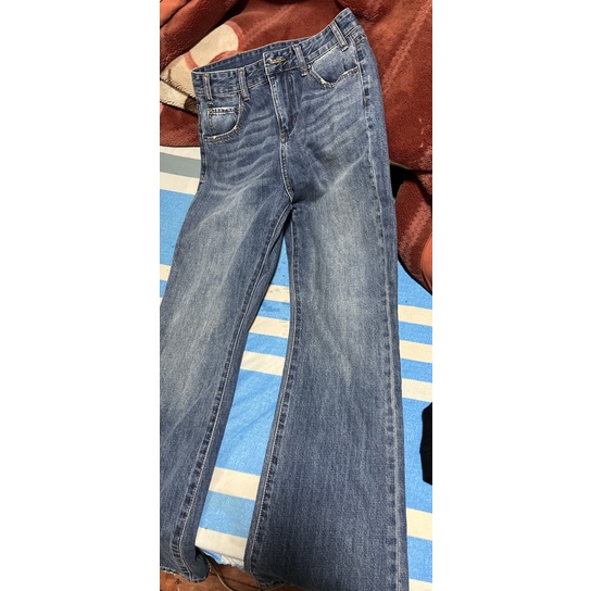 quần jeans ống loe