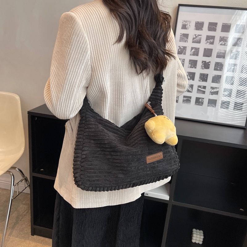 Túi Đeo JASMIN NOIR Chéo Vải Flannel Hình Bán Nguyệt Thiết Kế Đơn Giản Cá Tính Cho Nữ