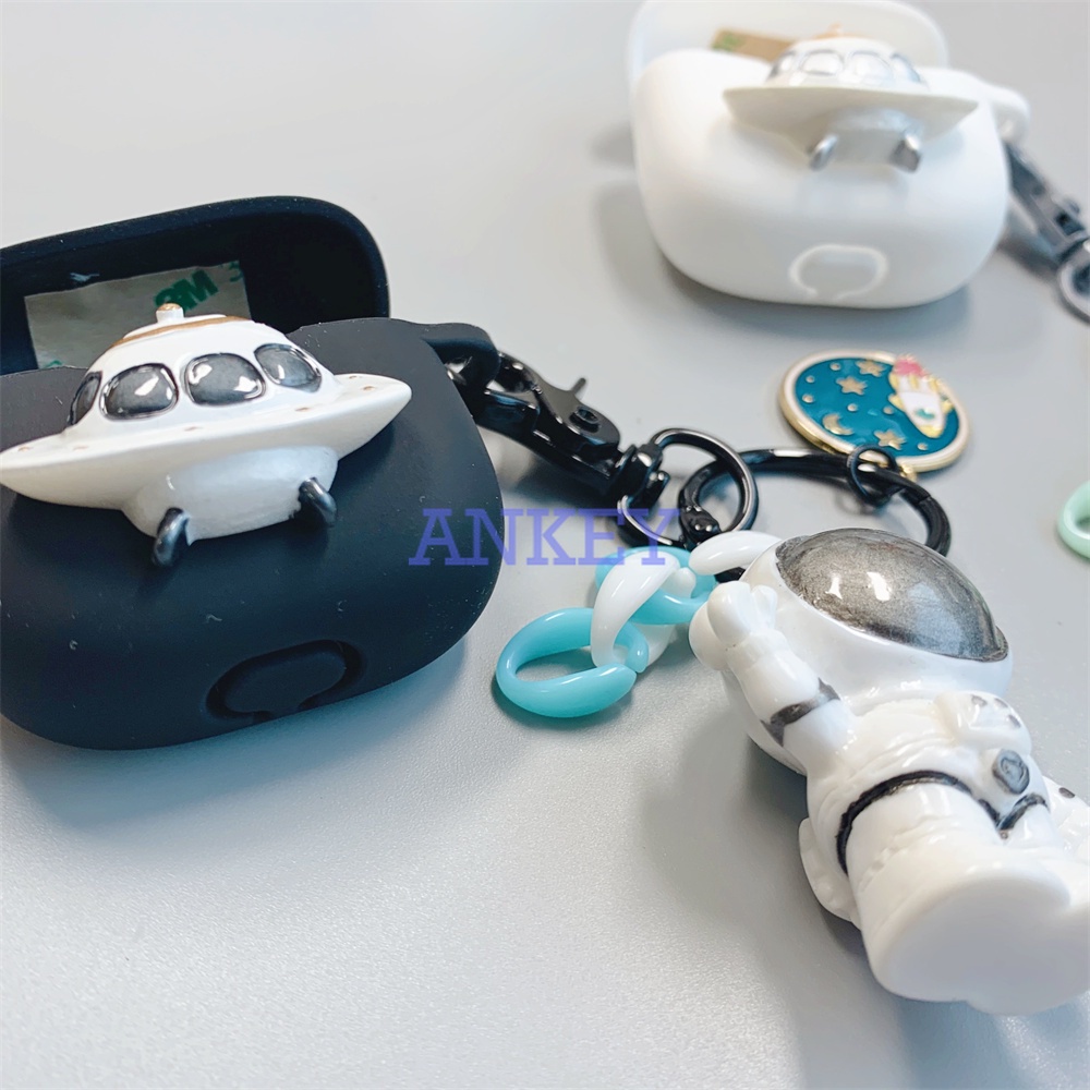 SoundPEATS Air 3 Deluxe / Air3 Pro / Sonic / Mini Pro Earbuds Cover Vỏ Bảo Vệ Hộp Sạc Tai Nghe Bằng Silicon Hình Phi Hành Gia Màu Đen Cho Soundpets Air 3 Deluxe / Air3 Pro / Sonic / Mini Pro