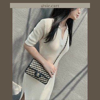 Đầm Len Suông Cổ V Xẻ Tà