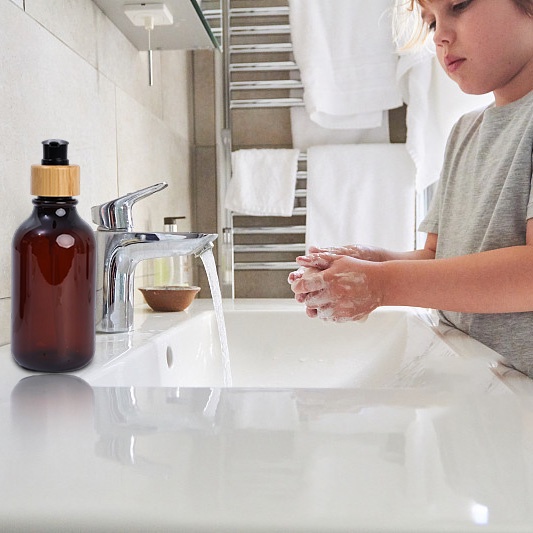 1 Bình Đựng Xà Phòng Dạng Nhấn 300 / 500ml Bằng Tre Chống Thấm Nước