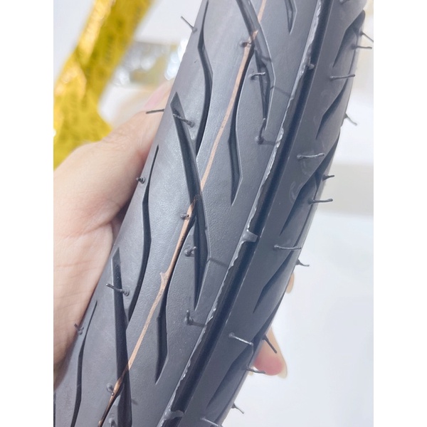 Vỏ lốp xe Maxxis gai xương cá sử dụng ruột  size 60/90.17 -> 80.90/17