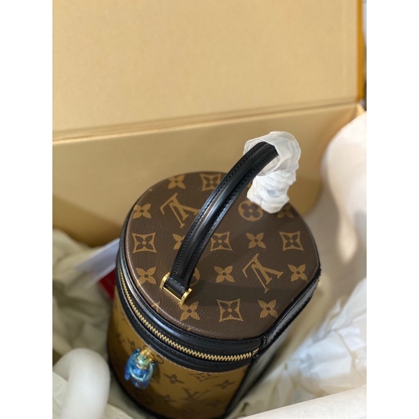 Túi lv trụ tròn