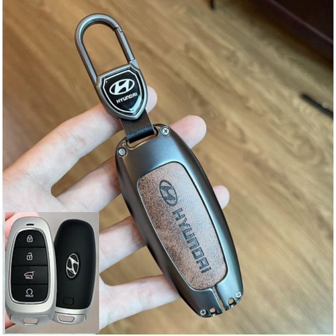 Ốp bảo vệ chìa khóa Hyundai Santafe, Tucson 2022, 2023 hợp kim kết hợp lót da nâu cao cấp