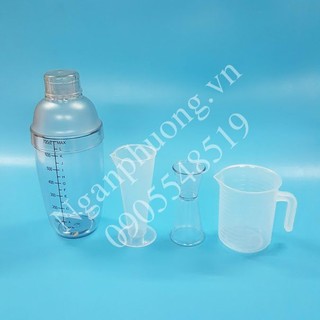 4 dụng cụ định lượng pha chế : 1 ly đong 100ml, 1 ca 250ml, 1 jigger 2  đầu, 1 shaker 700ml