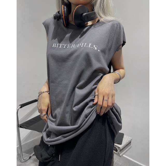 𝐎𝐯𝐞𝐫𝐬𝐢𝐳𝐞 𝐭𝐚𝐧𝐤 𝐭𝐨𝐩 - BITTER PILLS