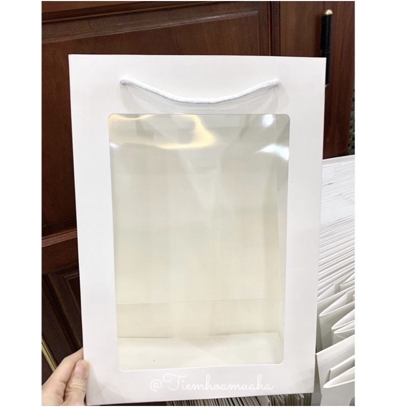 Túi Giấy Mặt Kính Đựng Hoa