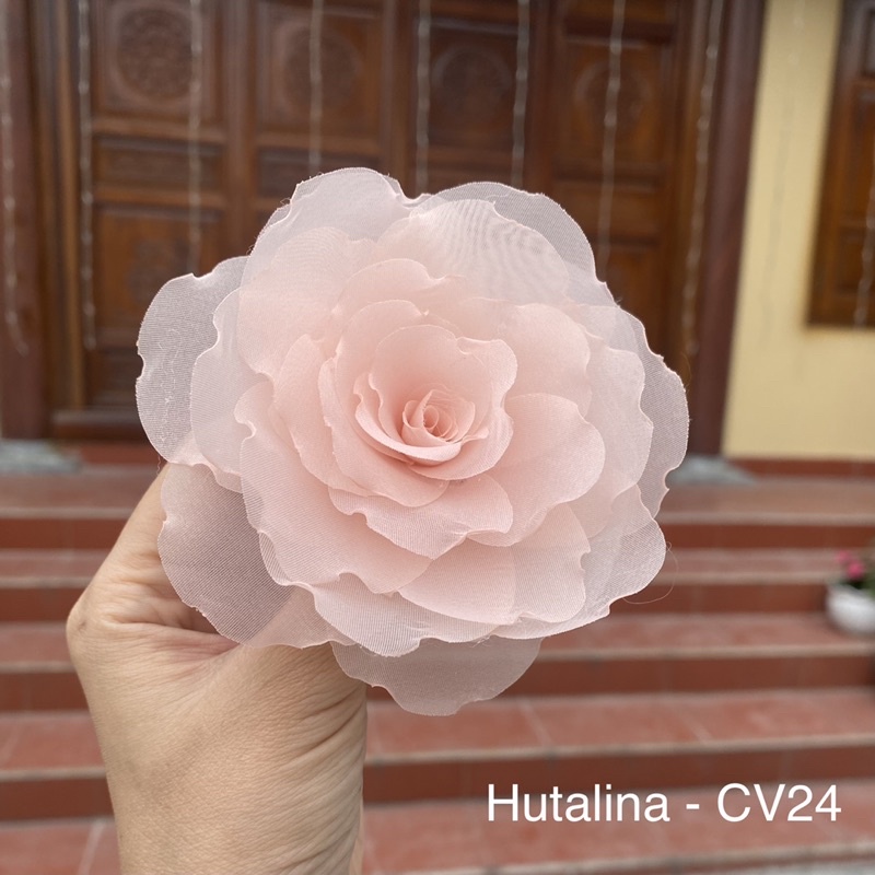 Hoa Cài Áo Handmade Vải Voan CV300 - HUTALINA