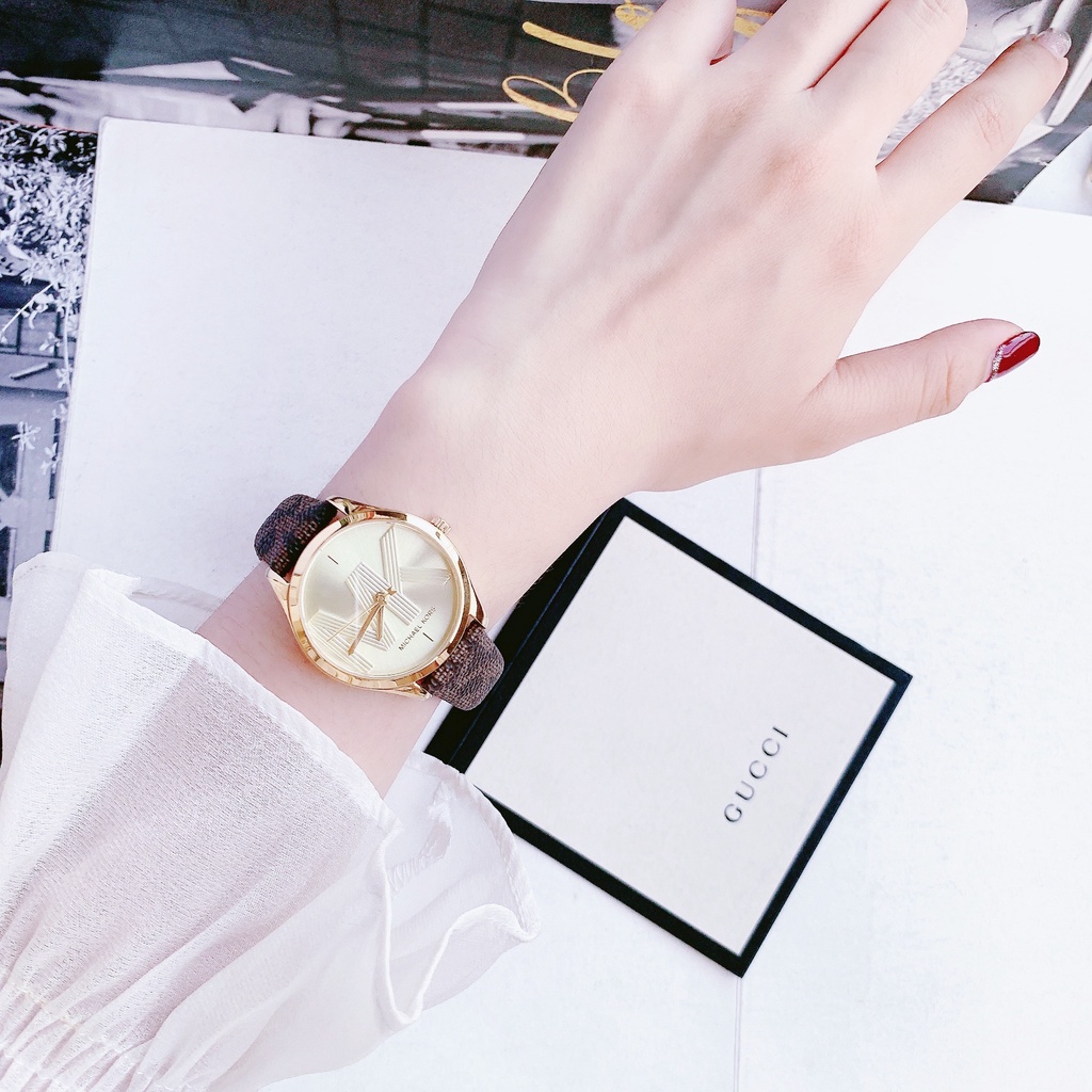 Đồng hồ nữ dây da Michael Kors MK2862