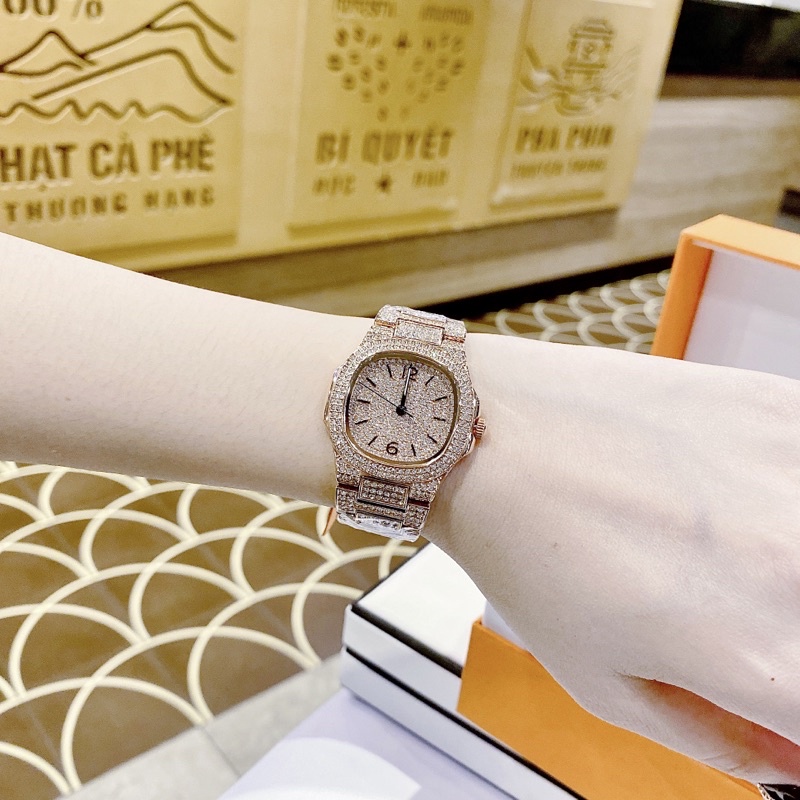 Đồng Hồ Davena 61665  Chính Hãng Máy Nhật Quartz , Kính Sapphire Mặt Vuông Full Đá