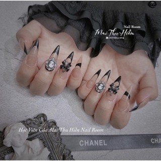 Nail box xinh xinh