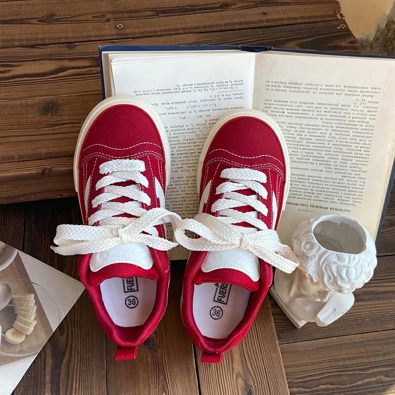 Giày Thể Thao Nữ Trượt Ván Màu Cơ Bản Mẫu Mới Nhất 2023 Mã TV3Mau23