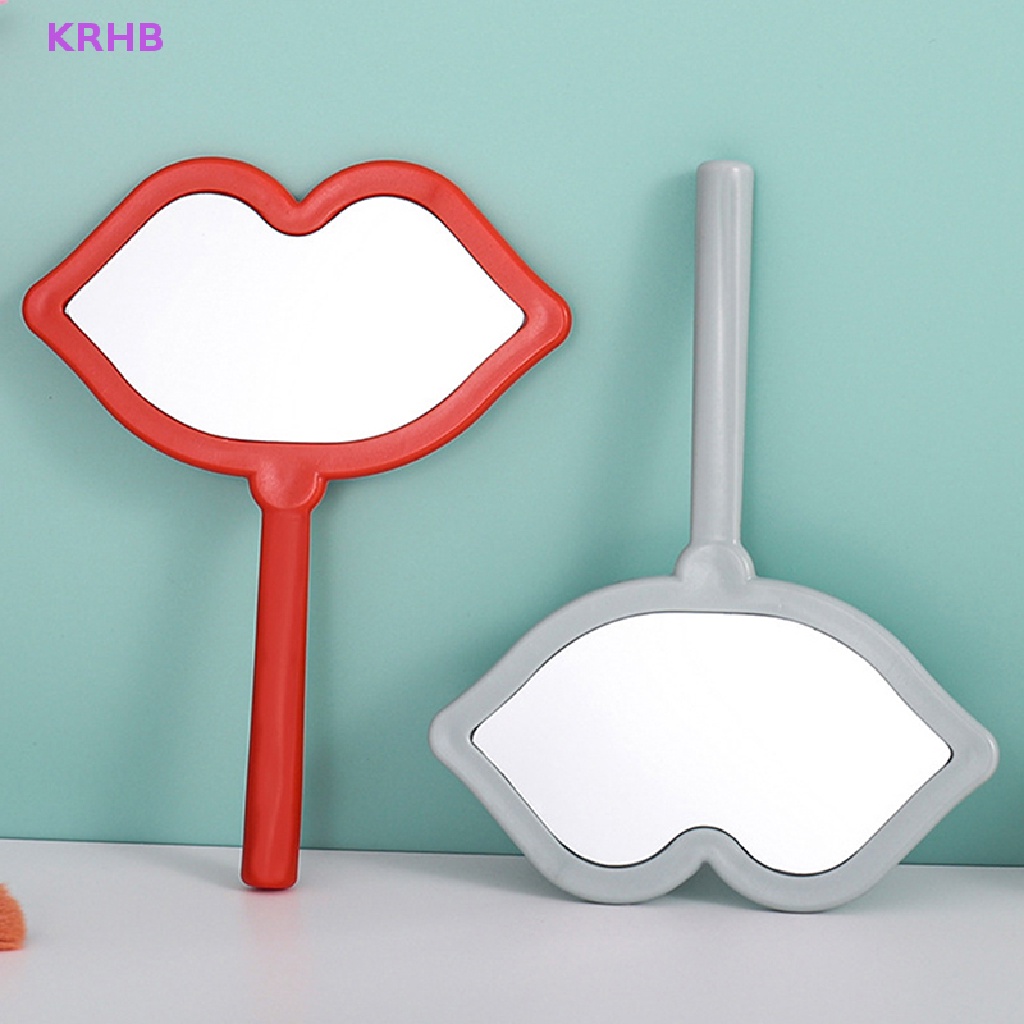 1 Gương Trang Điểm Mini Cầm Tay Hình Đôi Môi Độc Đáo Mới