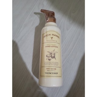 (date 10/2028) Sữa Dưỡng Da Tay Rich Hand V Soft Touch Hand Lotion