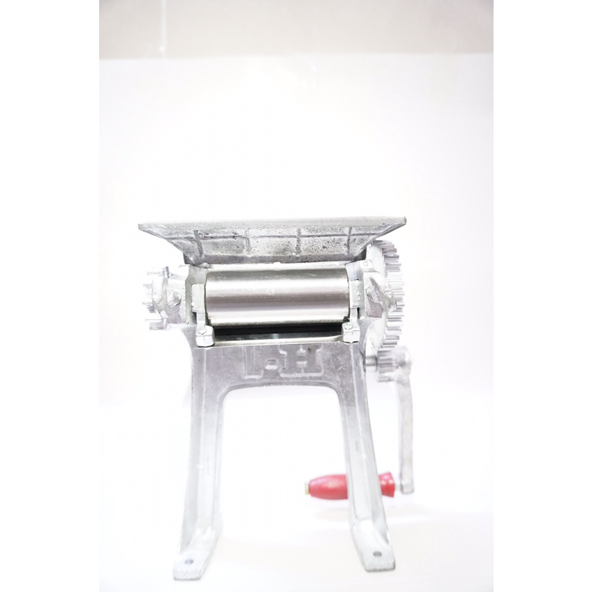 Máy cán khô mực lõi inox Leafmusic LF022 Switch Máy Cán Mực Khô Bằng Tay Kích thước: 25 x 20 x 10cm