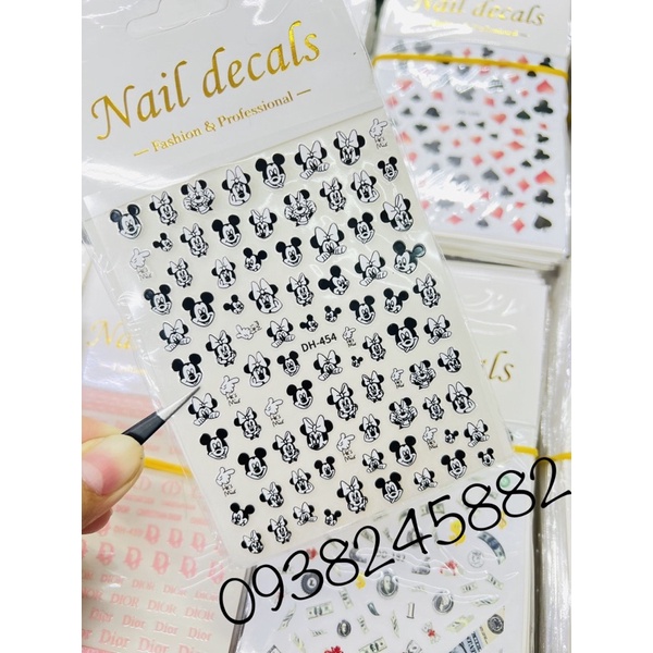 Sticker GẤU MOSCCHINO