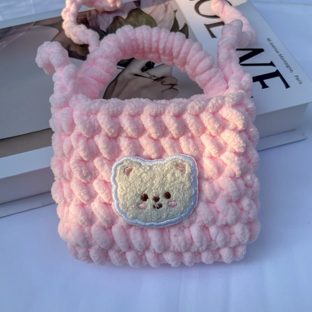 Túi xách túi đeo chéo túi len mini handmade hình gấu mặt cười