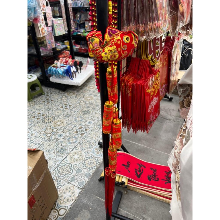 Cá chép dây pháo treo tết
