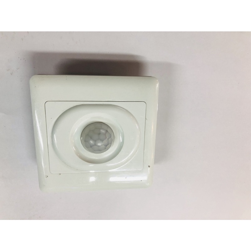 Cảm biến đèn cầu thang tự động bật tắt, cảm ứng led cầu thang
