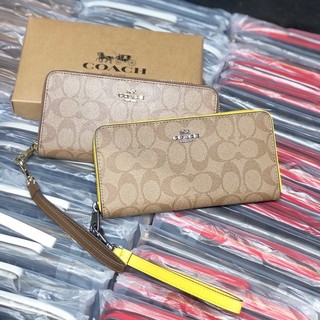 Ví dài C Long Zip Wallet