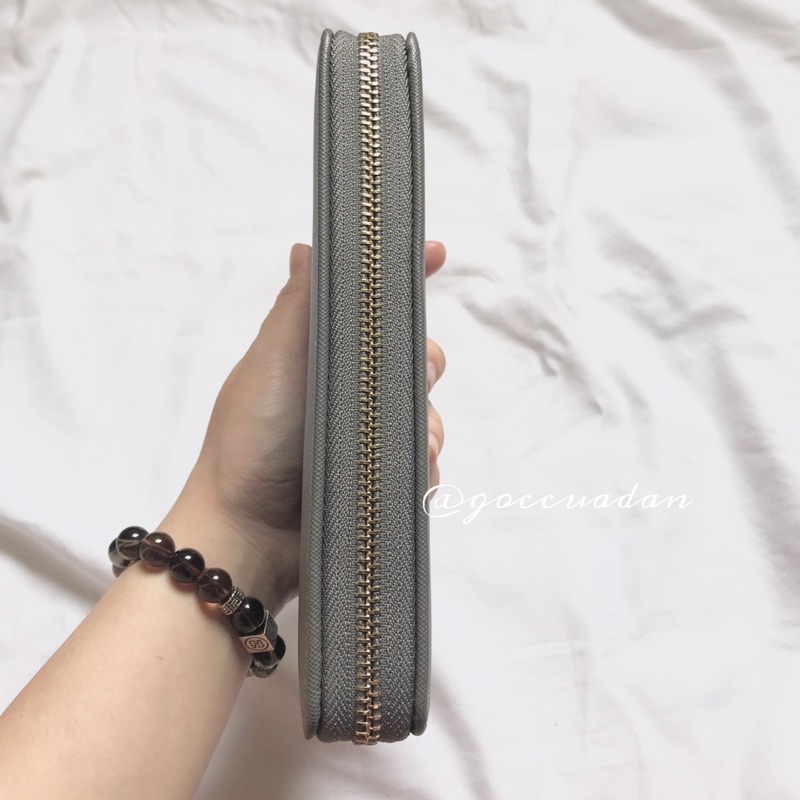 Ví/bóp dài cầm tay da xước logo dập nổi gold Forever Young- Góc của Đan