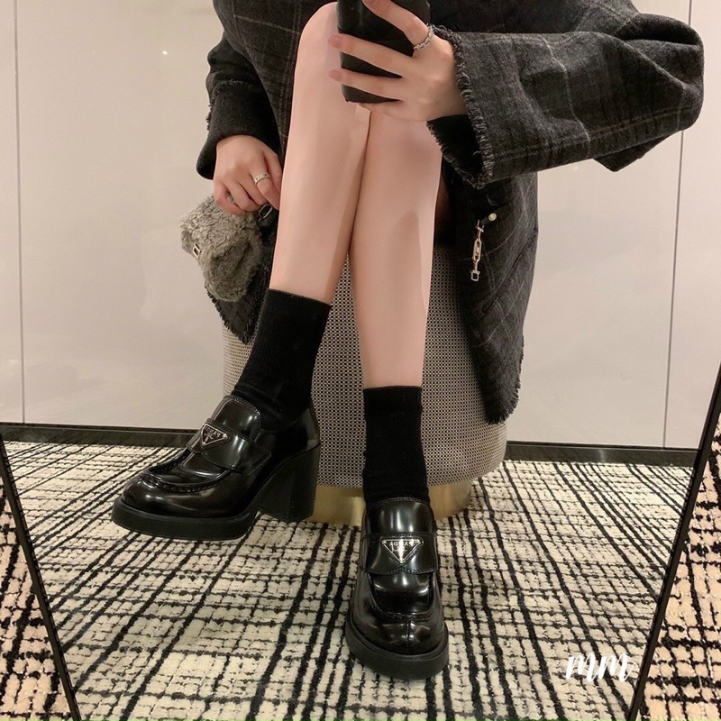 Giày tây nữ đế cao Prada da bóng - có đến sz 39