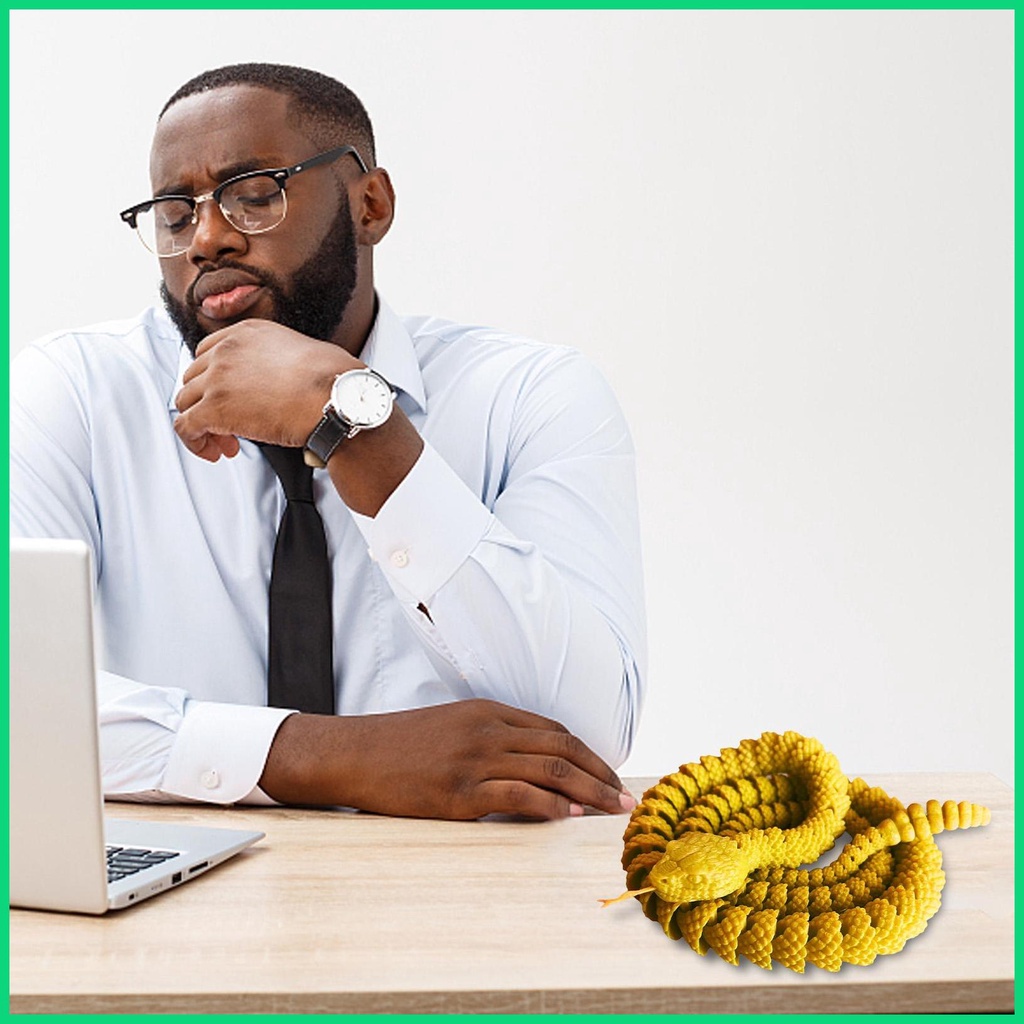 Rắn Giả 3D Sống Động Dùng Trang Trí Tiệc