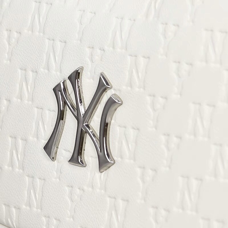 Túi xách MLB kẹp nách da chìm Túi NY đeo vaifull tag code size 24 - ZENI.STORE