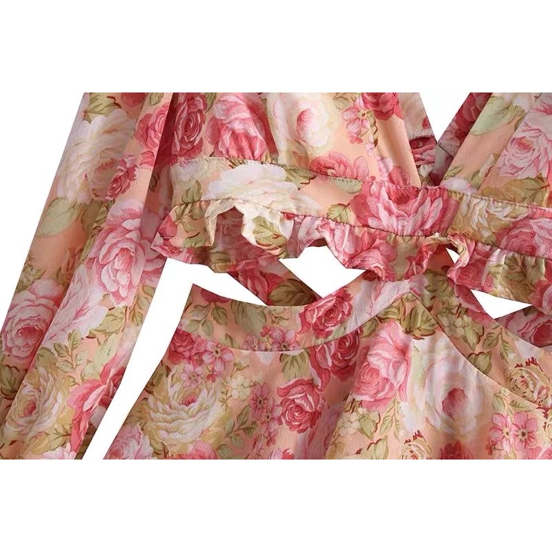 Đầm hoa xoè cut eo