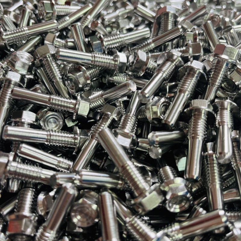 Ốc bánh lòng inox304 xe Wave Dream