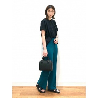ÁO PHÔNG NỮ UNI DƯ XỊN.