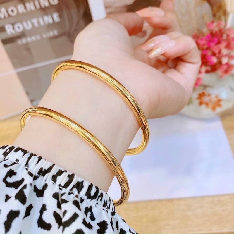 𝚃𝚒𝚝𝚊𝚗 Vòng tay trơn tròn chui không khoá