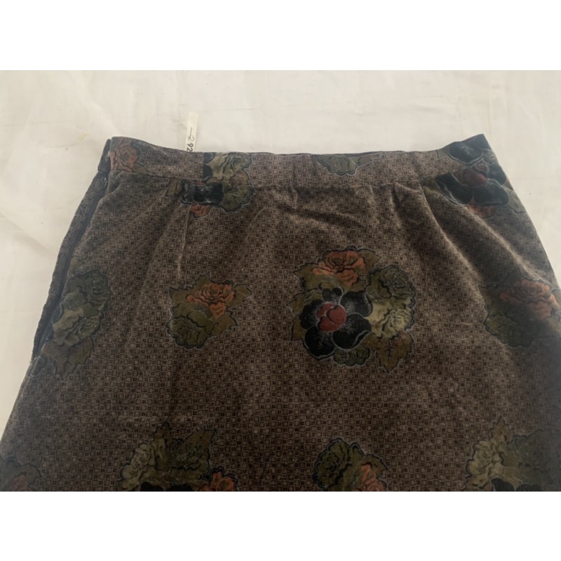 Chân váy hoa V833 form chữ A chất nhung mịn dày dặn 2hand Nhật si tuyển ảnh thật