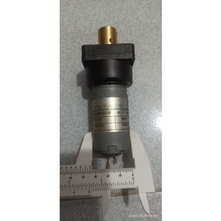 motor giảm tốc 12v Nhật bãi có 2 loại