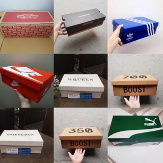 Hộp bảo vệ giày + full bill các hãng 2022