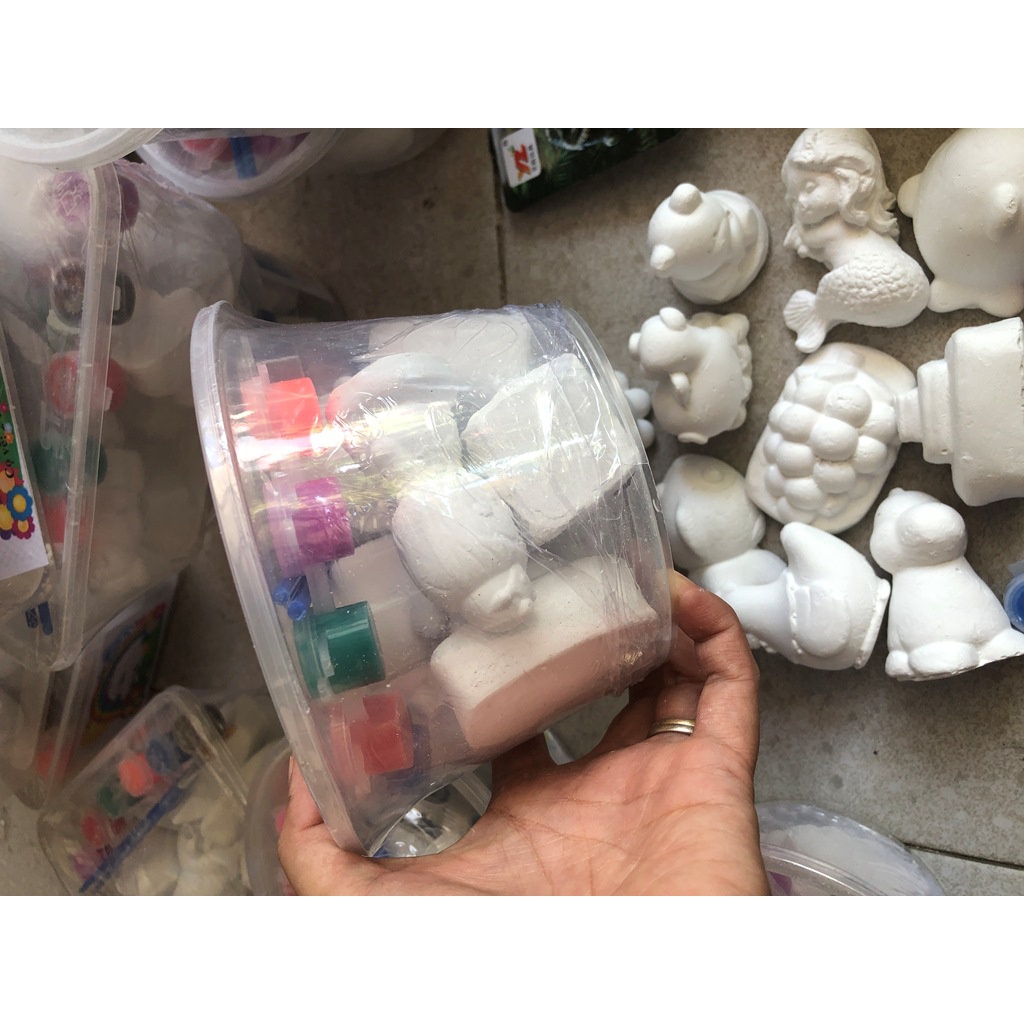 Bộ tô tượng cho bé tặng kèm màu và cọ