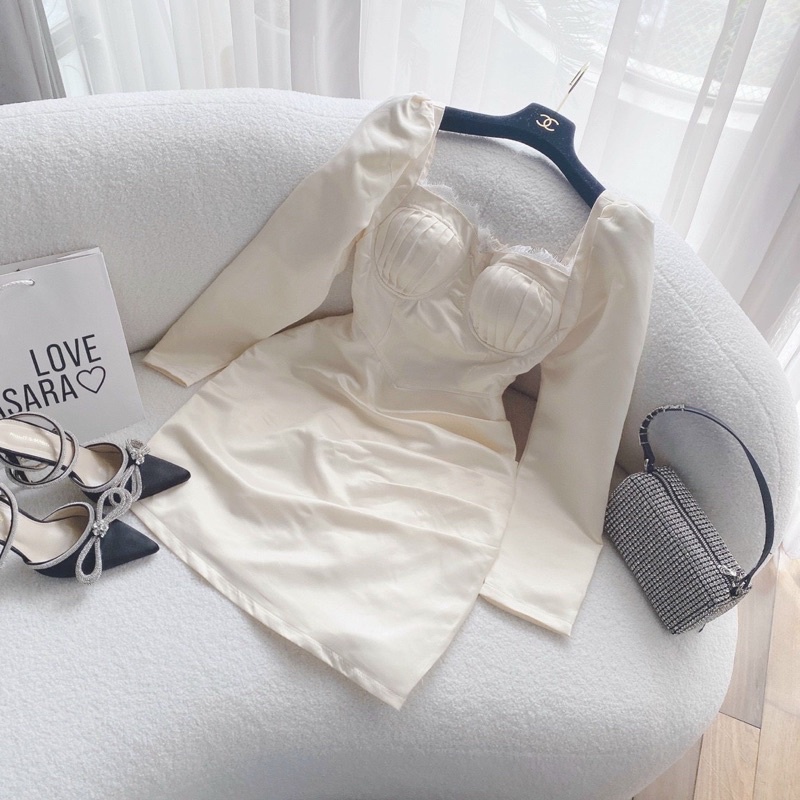 ĐẦM KEM CÚP NGỰC PHỐI REN TAY DÀI BODY