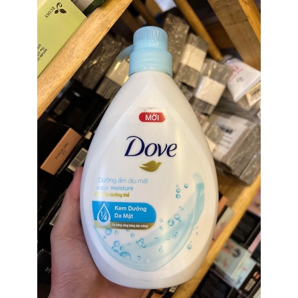 Sữa tắm Dove dưỡng ẩm căng bóng