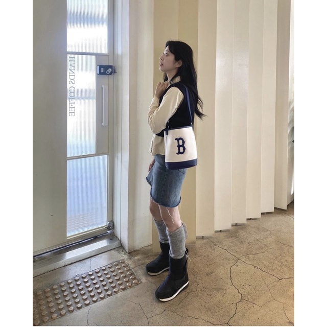 Túi bucket MLB chữ B xanh