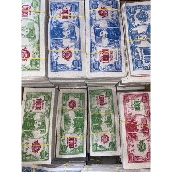 Tiền đô la Mỹ loại thường 1 lốc 10 xấp nhỏ