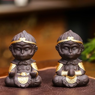 Tượng khỉ tôn ngộ không mini + kèm gậy size 4x4.5x7cm trang trí bể cá, bể thuỷ sinh, bàn trà