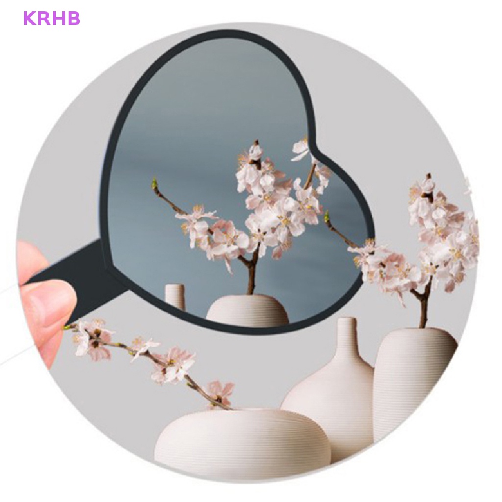 1 Gương Trang Điểm Cầm Tay Hình Trái Tim KRHB Kèm Tay Cầm Mới