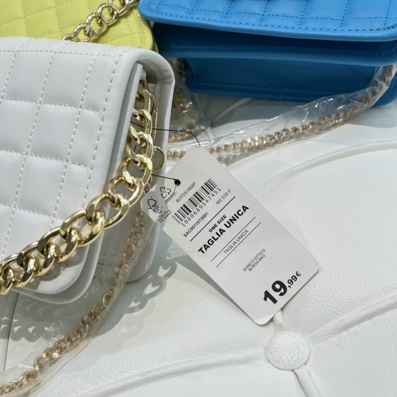 Túi xuất âu nắp gập